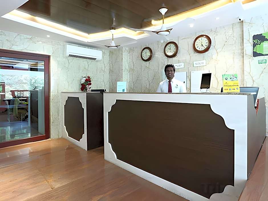 Treebo Grace Inn, 3 Min Walk From Promenade Beach