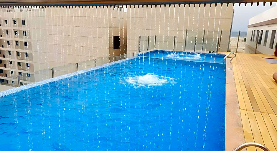 Carnelian Muscat - Airport Hotel