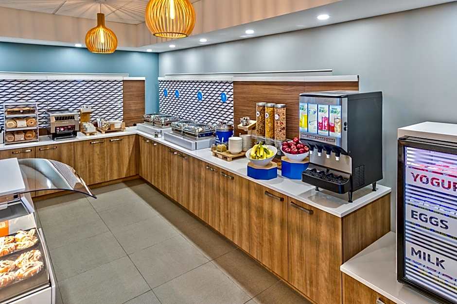 Holiday Inn Express & Suites Trois Rivieres Ouest By IHG