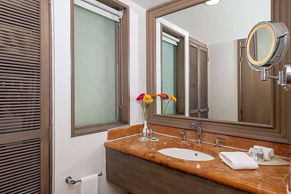 Wyndham Alltra Playa del Carmen Adults Only All Inclusive