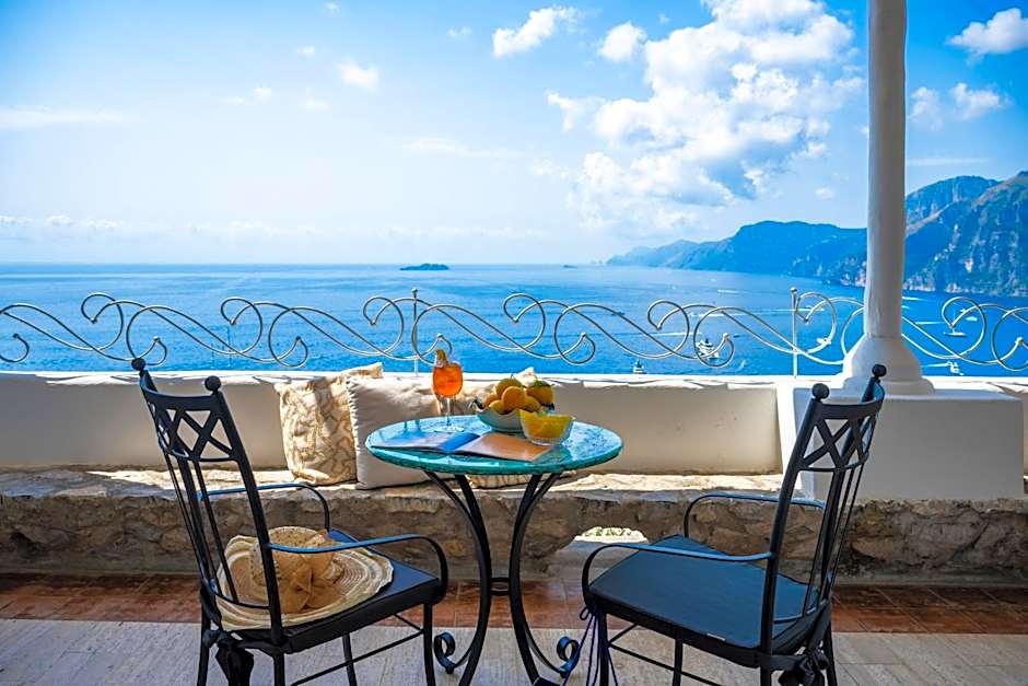 Villa Santa Chiara Positano Suites