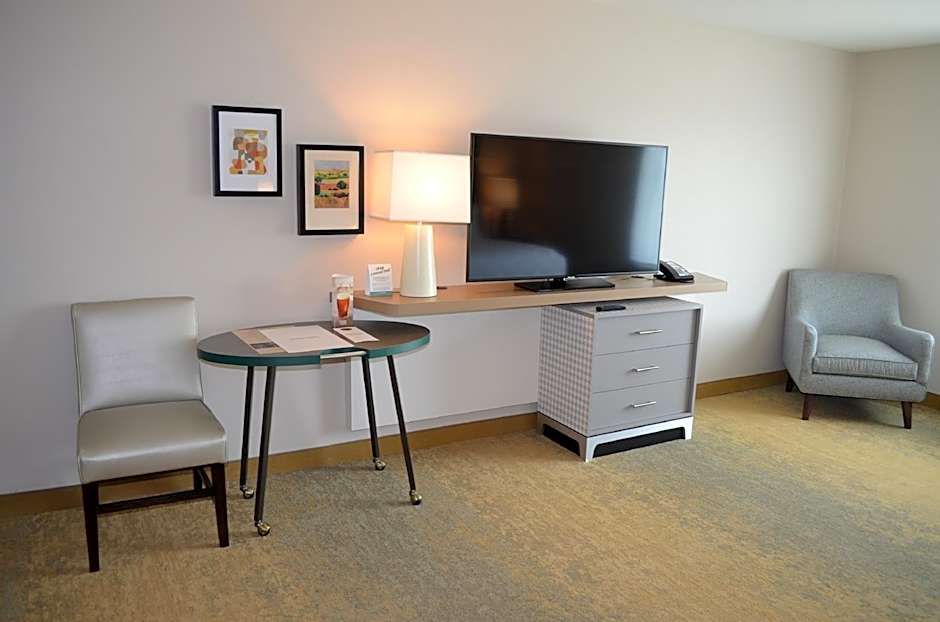 Holiday Inn Edmonton South - Evario Events By IHG