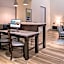 Holiday Inn and Suites Dallas-Addison By IHG