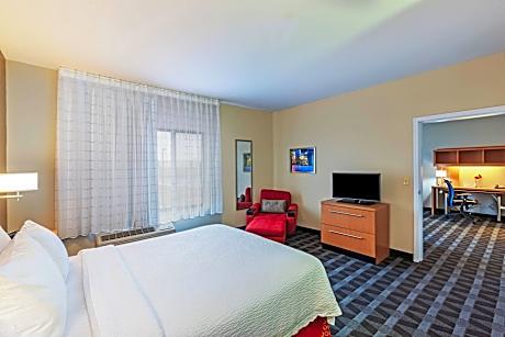 Suite, 1 Bedroom (1 Queen Bed and 1 Double Sofa Bed)