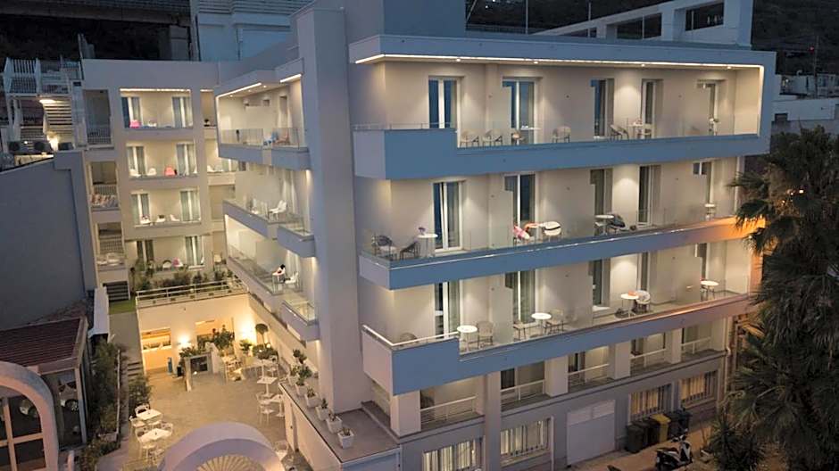 Albatros Beach Hotel