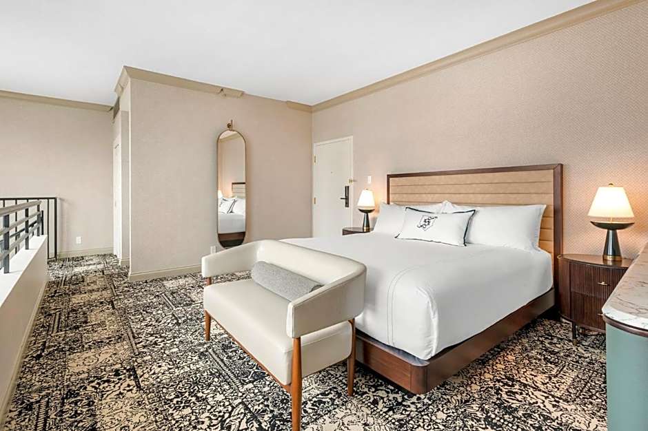 Omni Severin Hotel