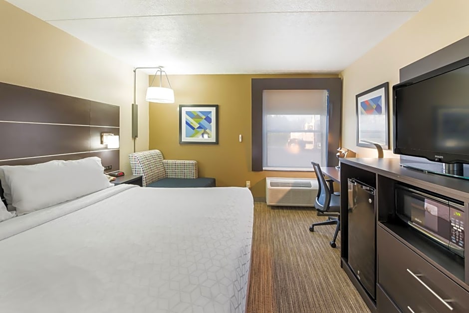 Holiday Inn Express London-I-70