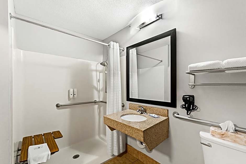 Quality Inn Dry Ridge