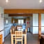 Elmers Court Hotel