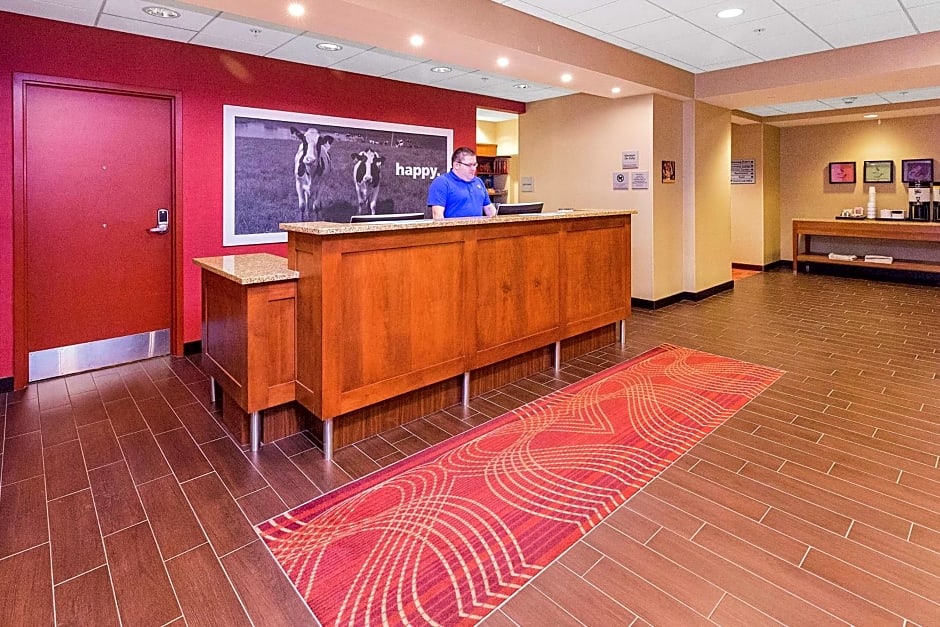 Hampton Inn By Hilton Waynesburg