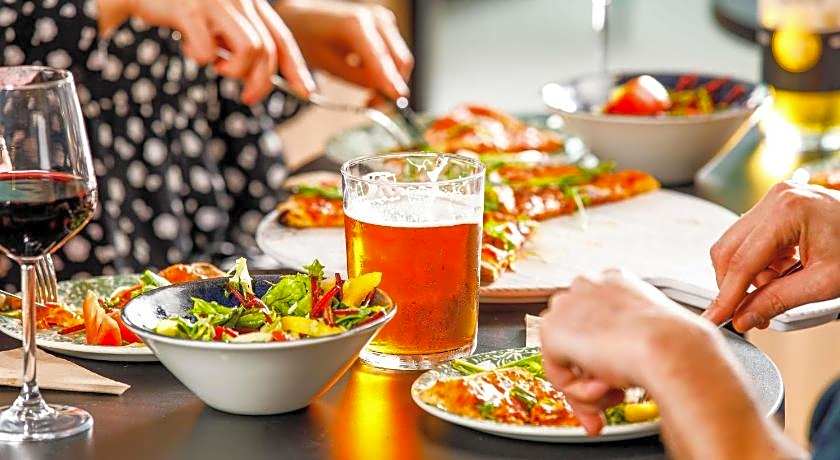 Ibis Hong Kong Central & Sheung Wan Hotel