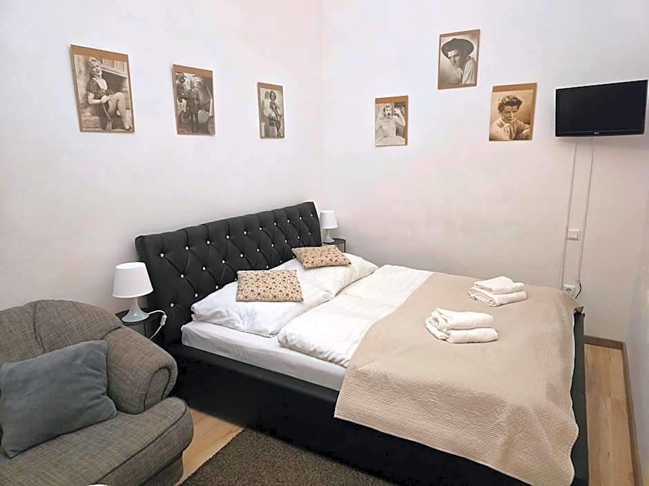 Budapest B&B Bed and Breakfast