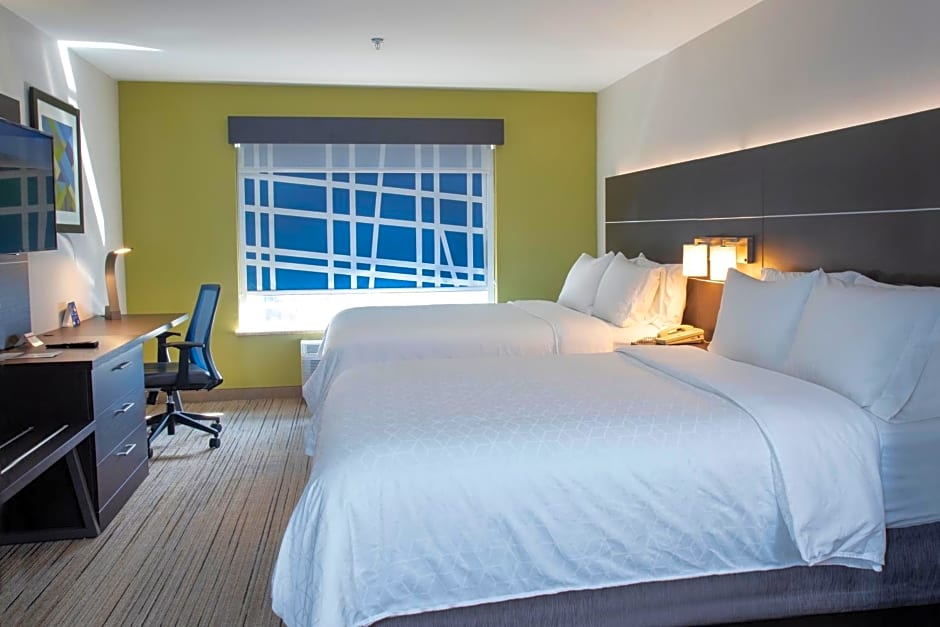Holiday Inn Express Hotel & Suites Chester By IHG
