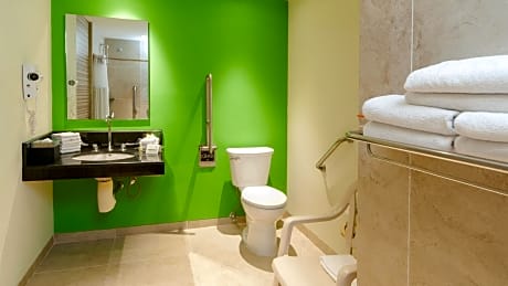 Standard King Room - Accessible