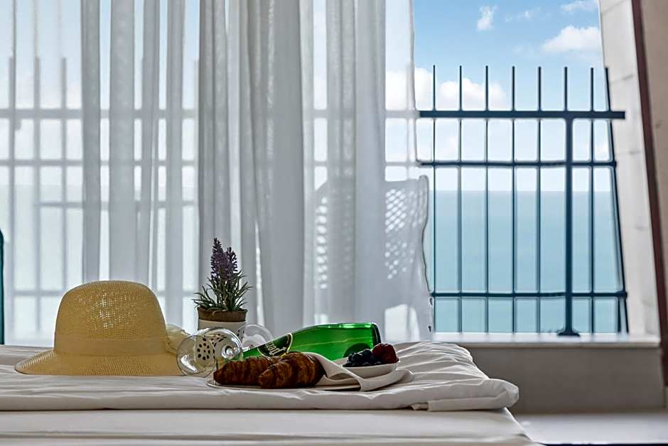 HVD Nympha Hotel - All Inclusive, Private Beach & Free Parking - Adults Only