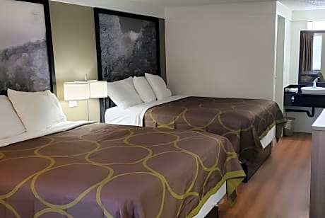 Queen Room with Two Queen Beds - Mobility Access/Non-Smoking