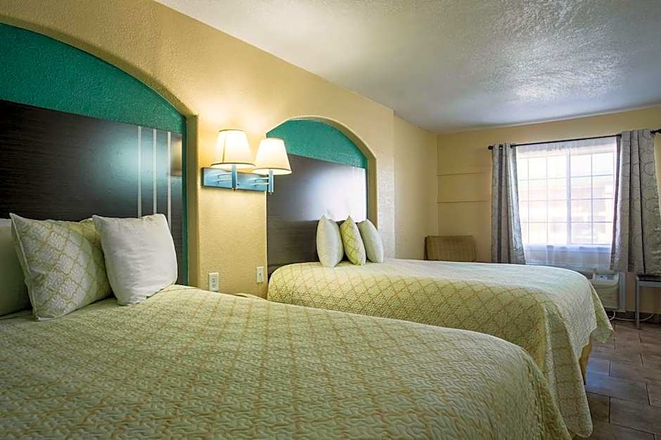 Pinn Road Inn and Suites