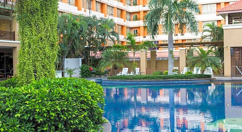 Eastern Grand Palace Hotel