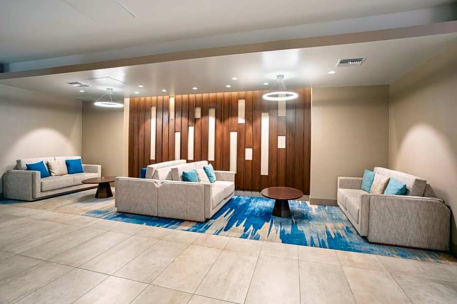 Holiday Inn Los Angeles - LAX Airport By IHG