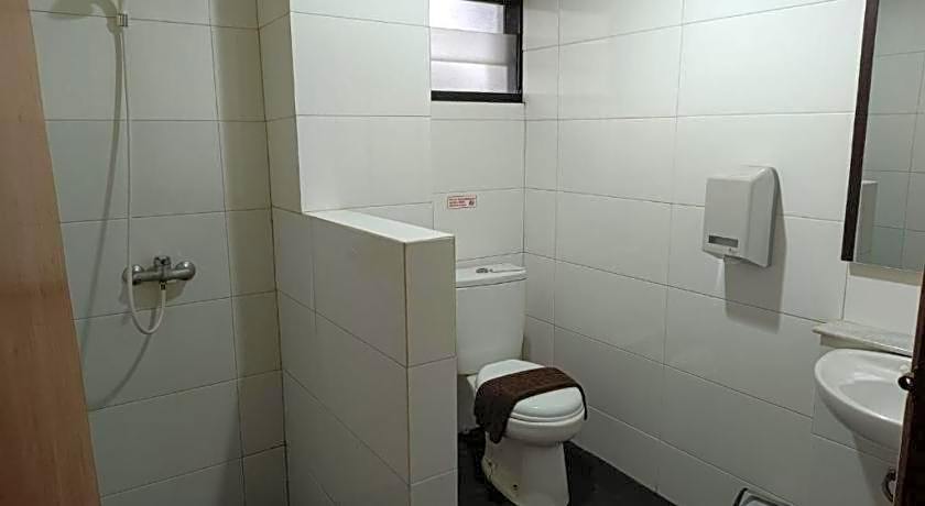 Augusta Hotel & Glamping Sukabumi