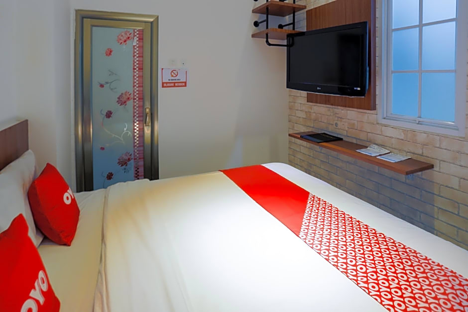 SUPER OYO 3109 Point Inn