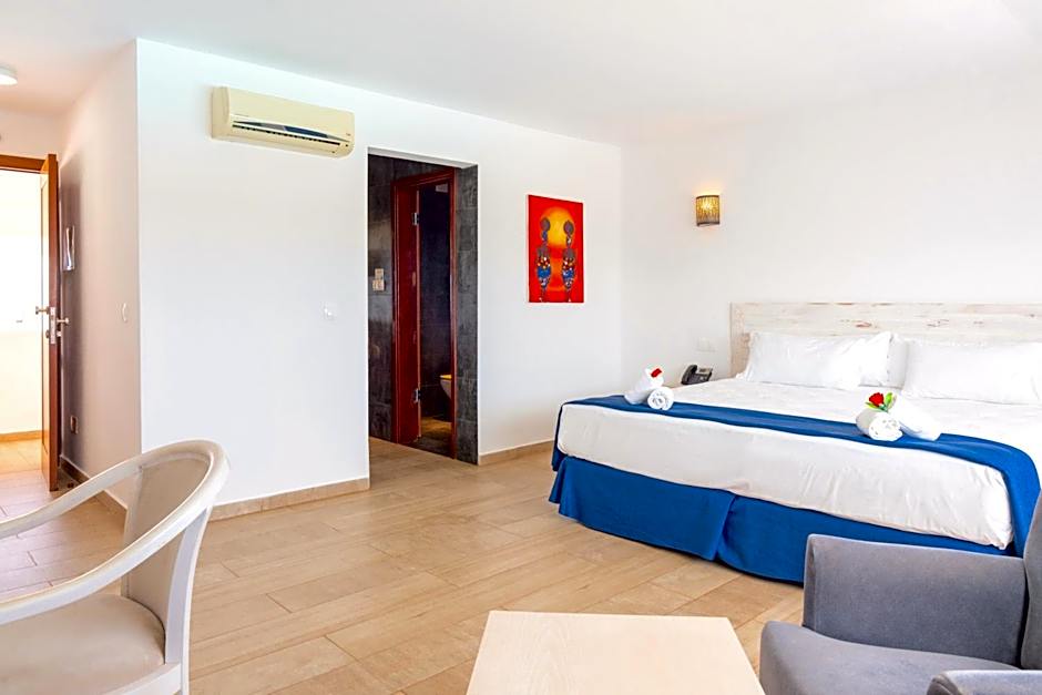 Hotel LIVVO Budha Beach