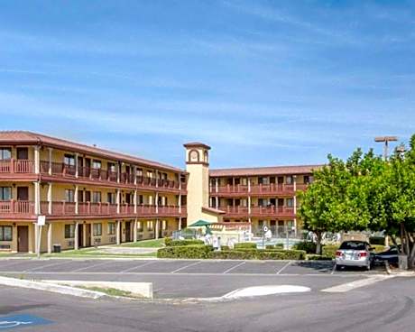 Quality Inn San Bernardino - Loma Linda