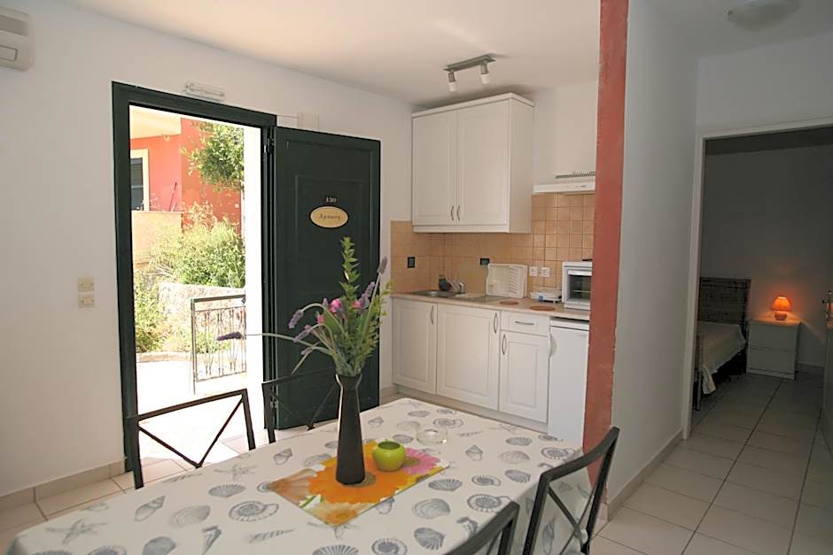 Glyfada Gorgona Apartments