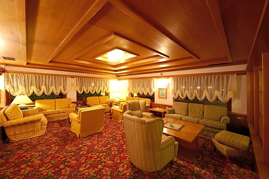 Hotel Monzoni - San Pellegrino