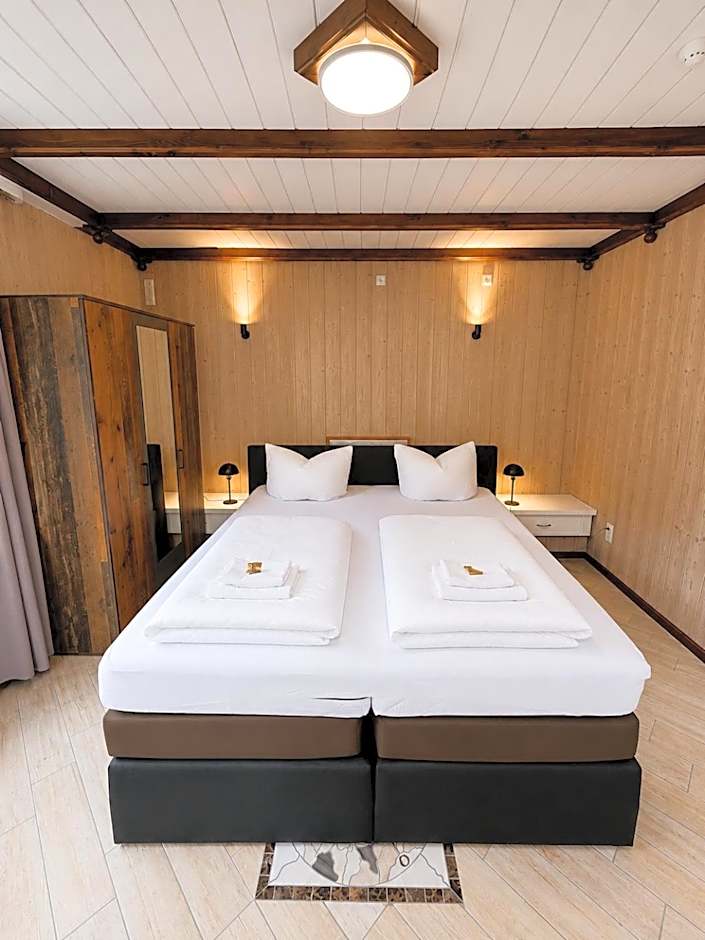 Waldgasthaus & Berghotel Steinerne Renne
