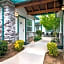 Grass Valley Courtyard Suites