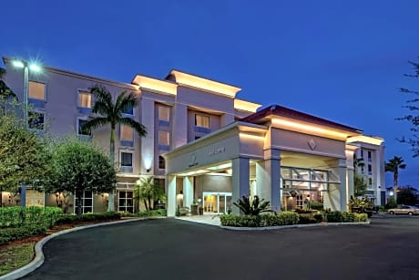 Hampton Inn & Suites Stuart-North