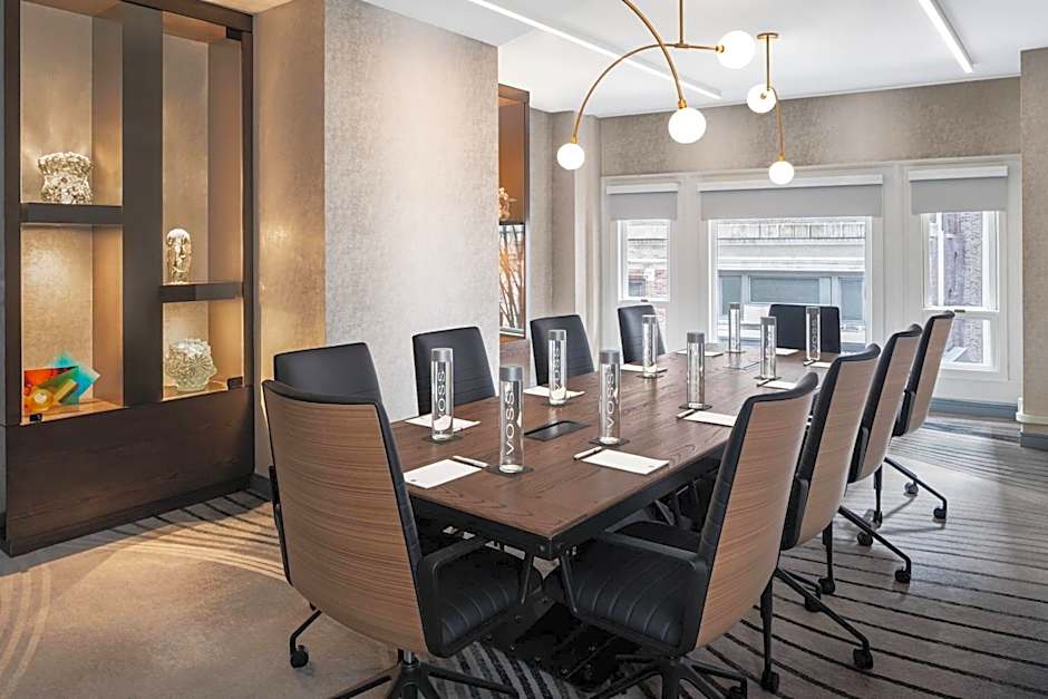 Glass Light Hotel & Gallery, Autograph Collection