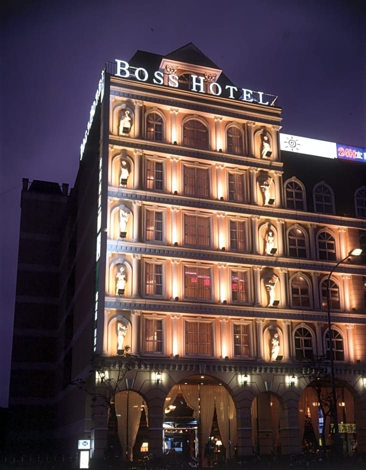 Grand Boss Hotel