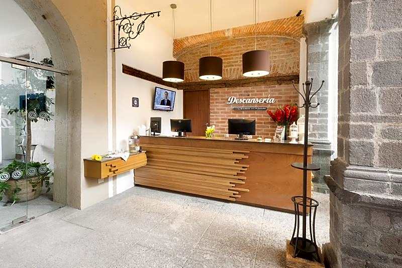 Descansera Hotel Business and Pleasure