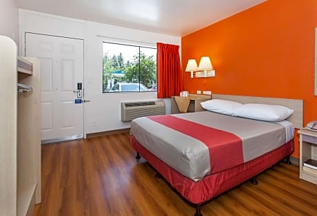 Queen Suite