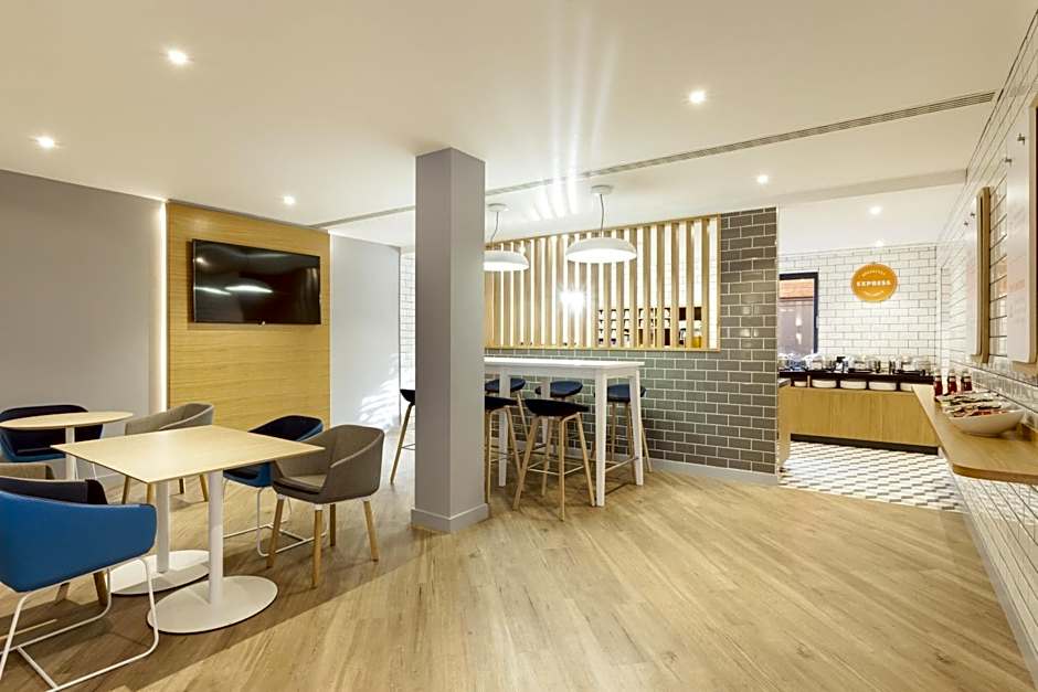 Holiday Inn Express St. Albans - M25 Jct.22 By IHG