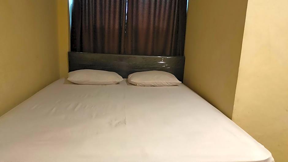 RedDoorz at Jalan Sam Ratulangi Manado