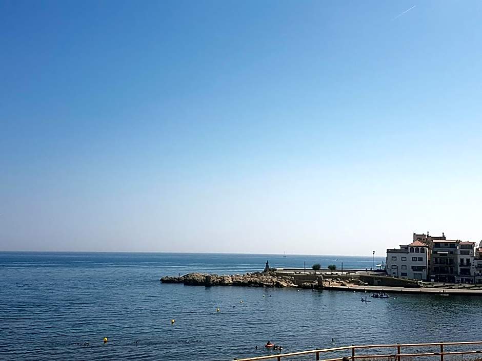 Aparthotel El Cargol