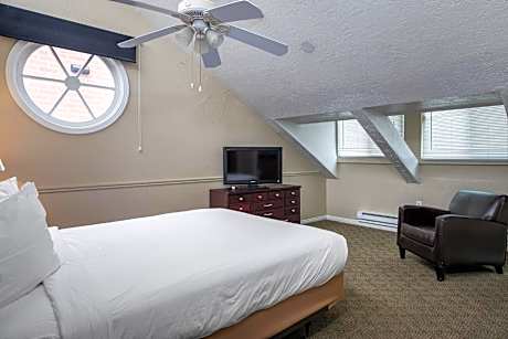 Executive Three-Bedroom