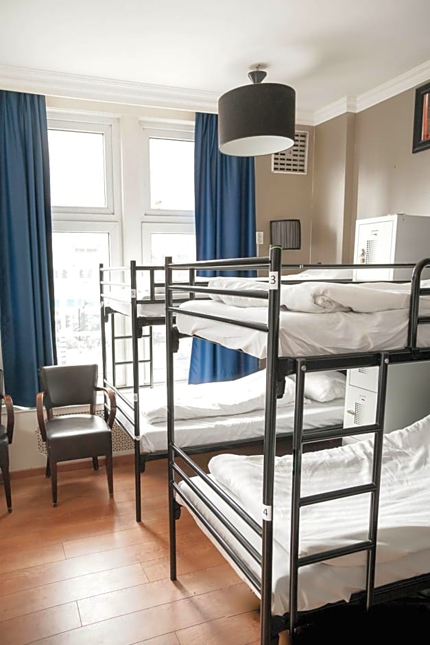 Photo 1 of 9 of Bed in 12-Bed Mixed Dormitory Room