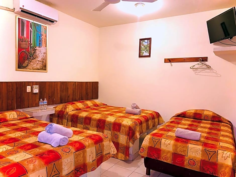 Hotel Sociedad y Maristas