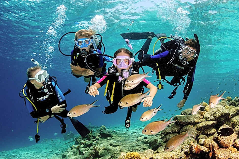 Harbour Village Beach Club