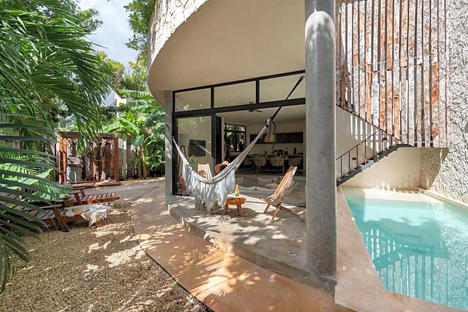 2 Tropical Bohemian Villas-2 Priv Pool-BBQ 3A-3B