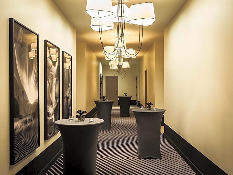 Kimpton La Peer Hotel By IHG