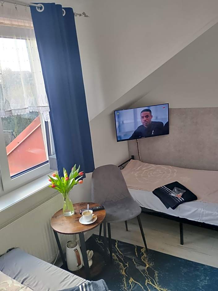 Motelik White House - pokoje gościnne