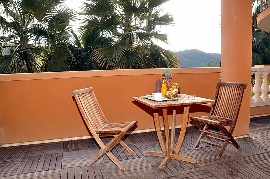 Appart Hotel Lou Castelet