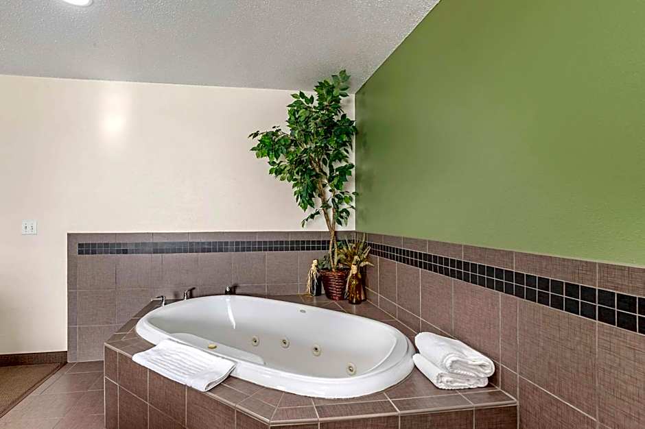 Sleep Inn & Suites Charles City