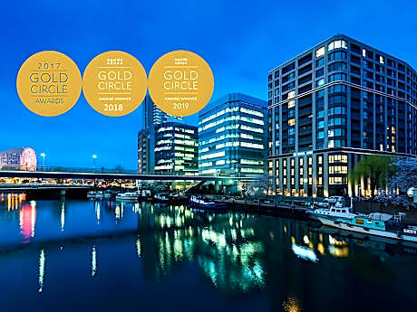 Corner room,Double room,River view -Non-smoking