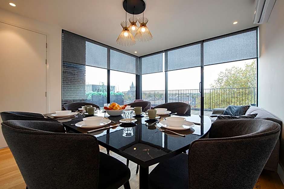 12A, Luxury & Unique, Cinema, Terrace, Stunning View, Central Location!